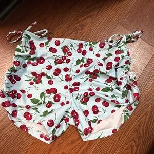 Everywear Active Hot Yoga Short